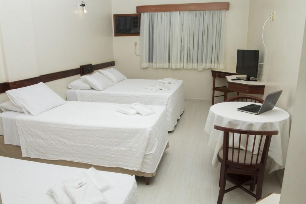 Carlton Plaza Hotel Uberlândia Buitenkant foto