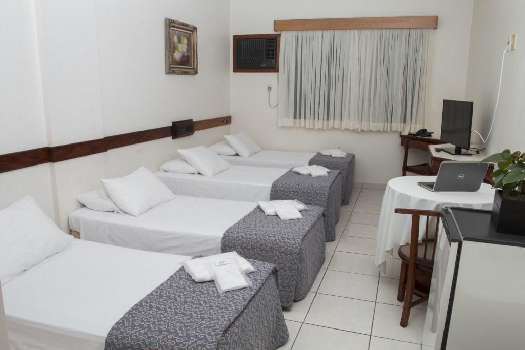 Carlton Plaza Hotel Uberlândia Buitenkant foto
