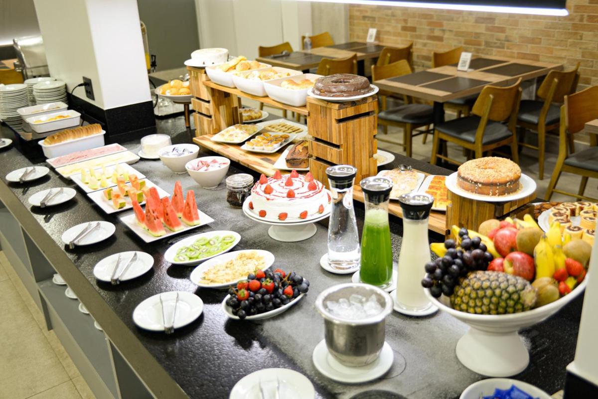 Carlton Plaza Hotel Uberlândia Buitenkant foto