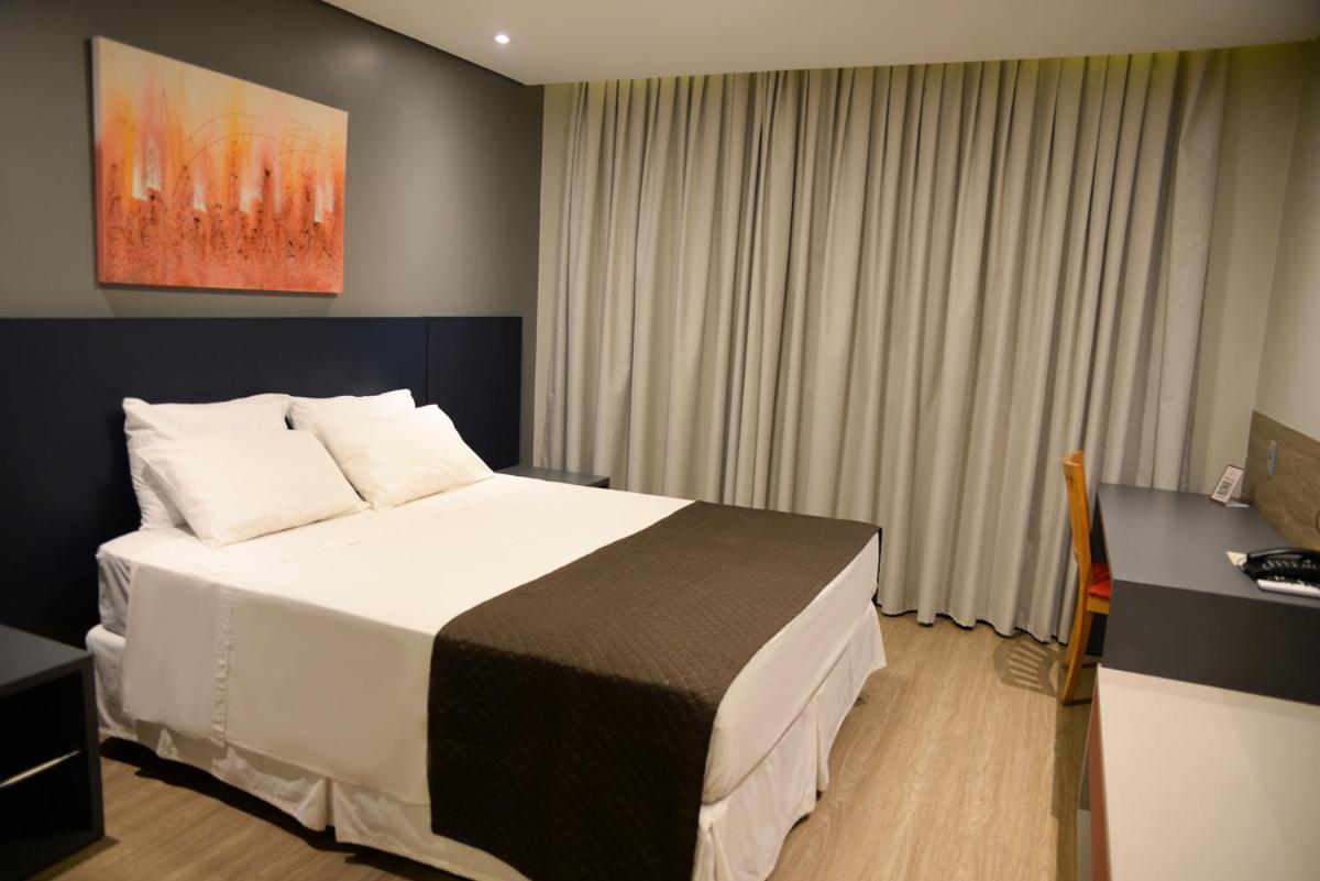 Carlton Plaza Hotel Uberlândia Buitenkant foto
