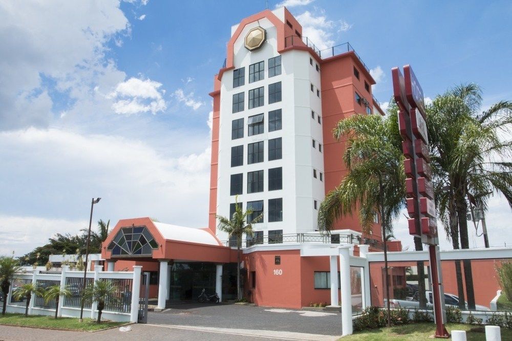 Carlton Plaza Hotel Uberlândia Buitenkant foto